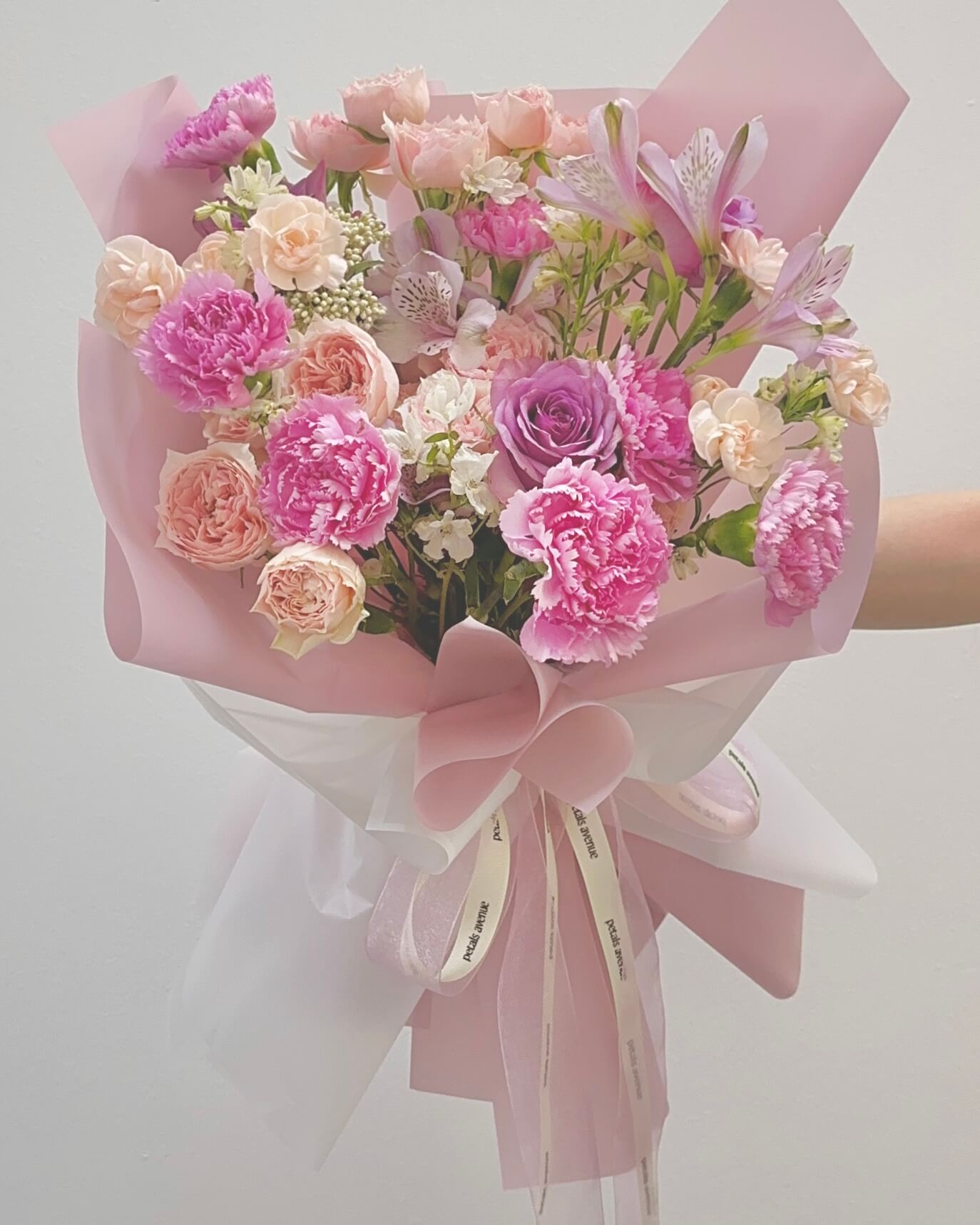 Omakase Carnation Bouquet