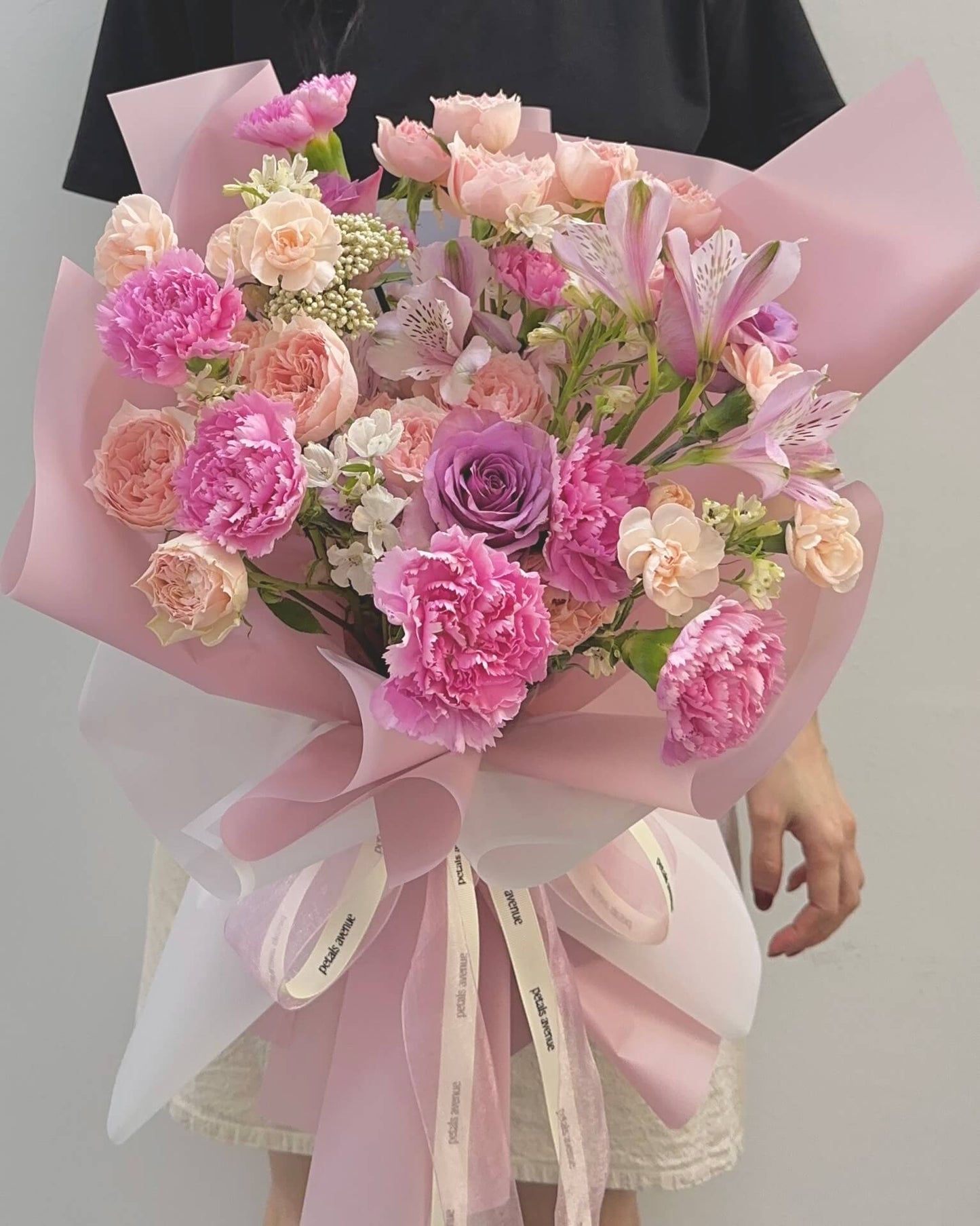 Omakase Carnation Bouquet
