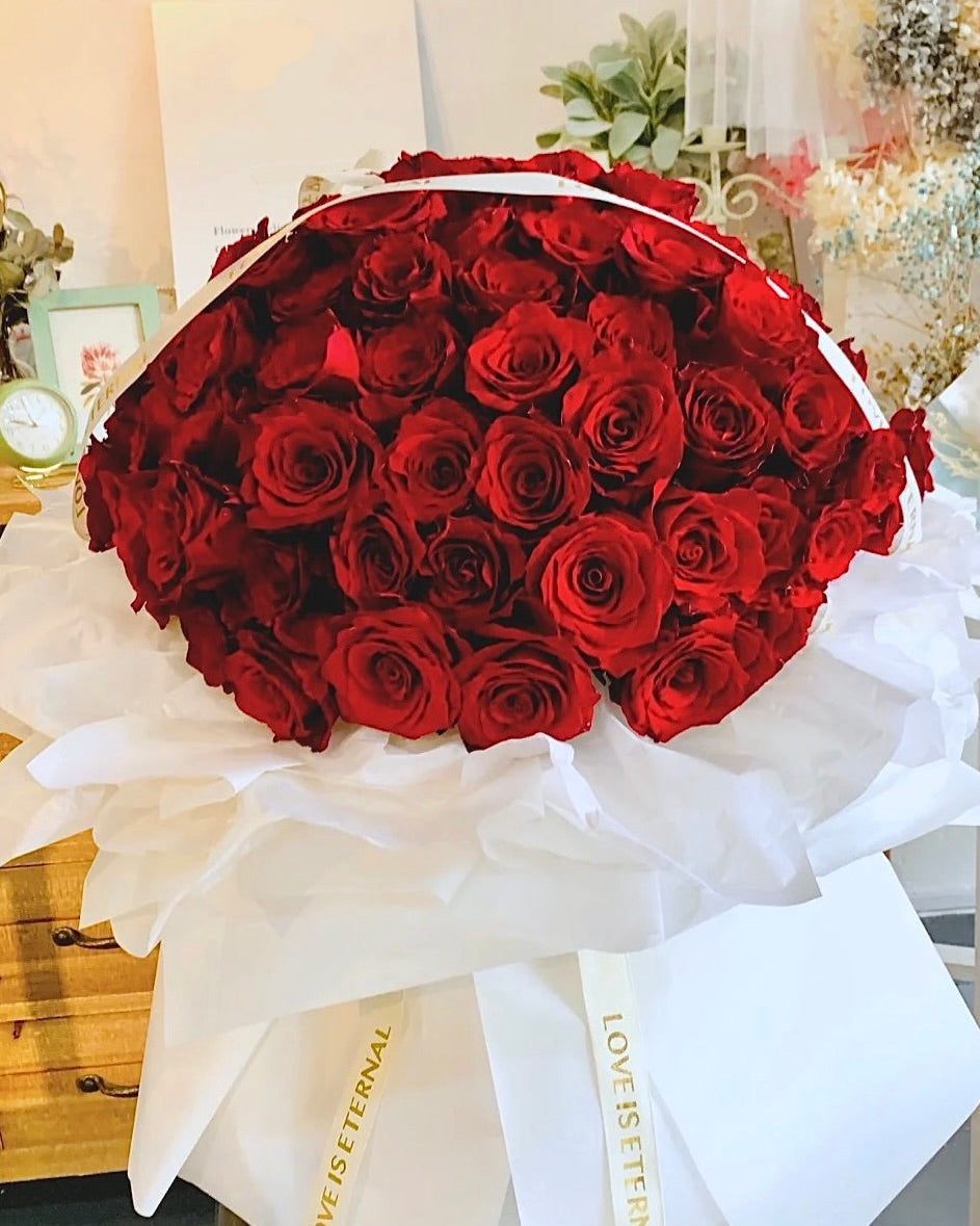 luxurious roses bouquet. 99 stalks luscious single stalk red roses.