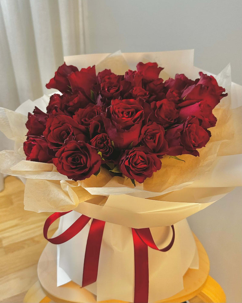 Beautifully arranged 36-stalk rose bouquet