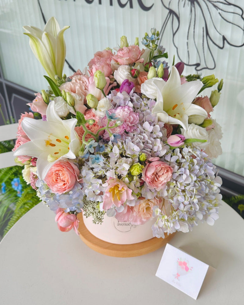 soft and gentle omakase oversized bloom box