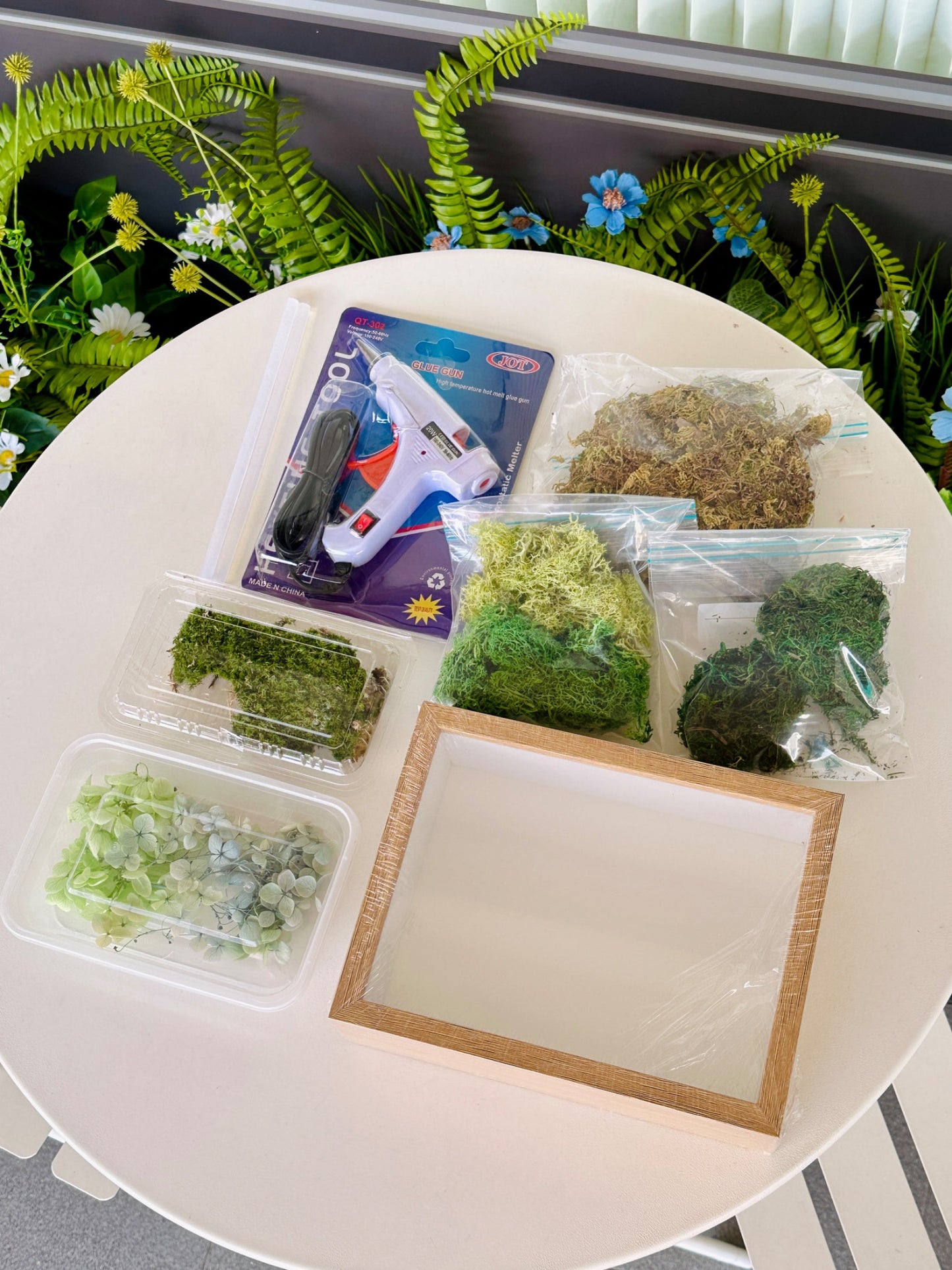 Everlasting Green Scape Shadow Box DIY Kit